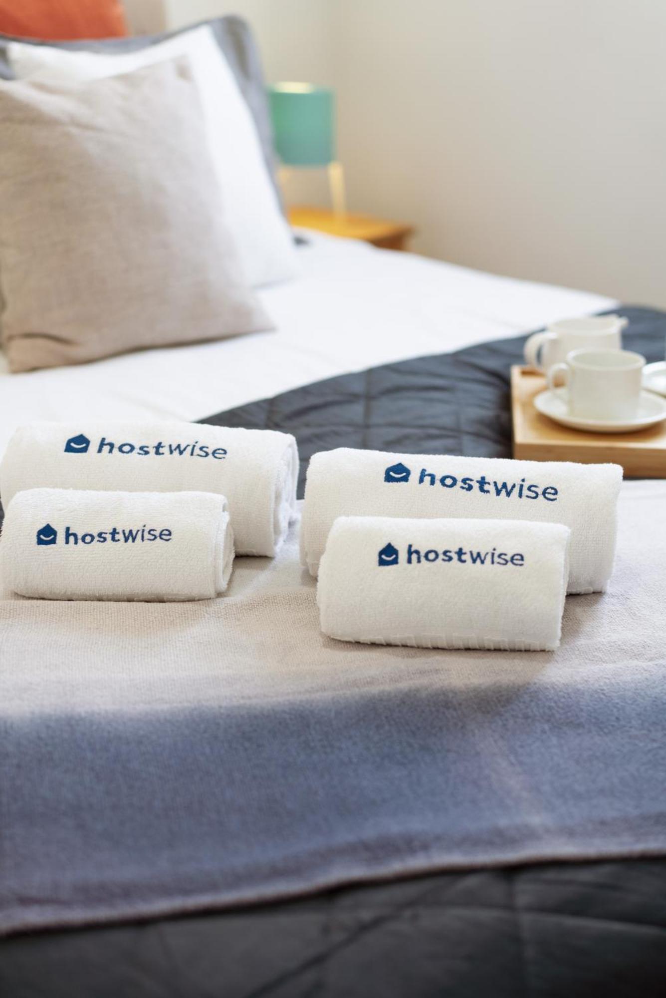 Appartamento Host Wise - Flat W Free Private Parking - Bright & Cozy OOporto Esterno foto