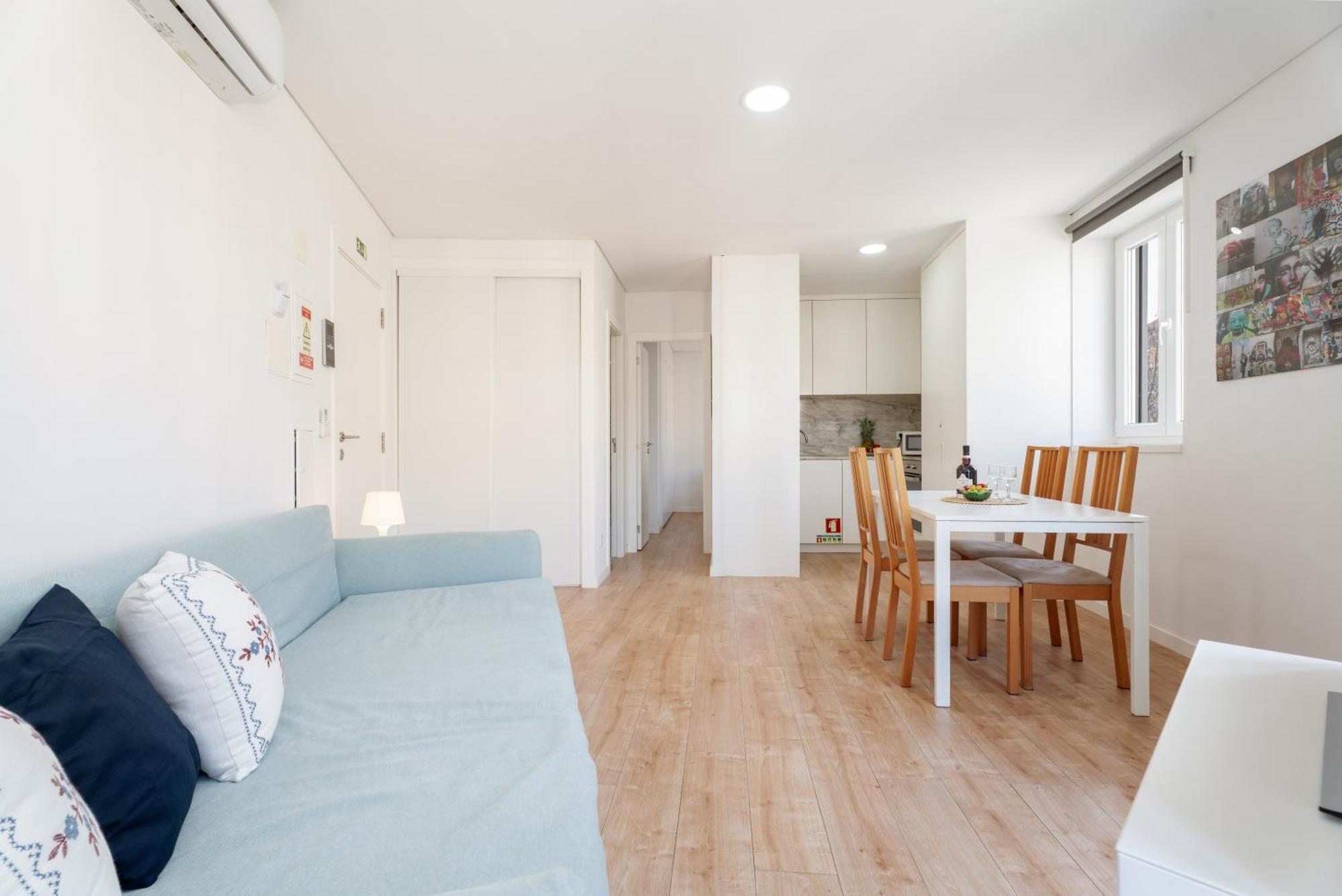 Appartamento Host Wise - Flat W Free Private Parking - Bright & Cozy OOporto Esterno foto