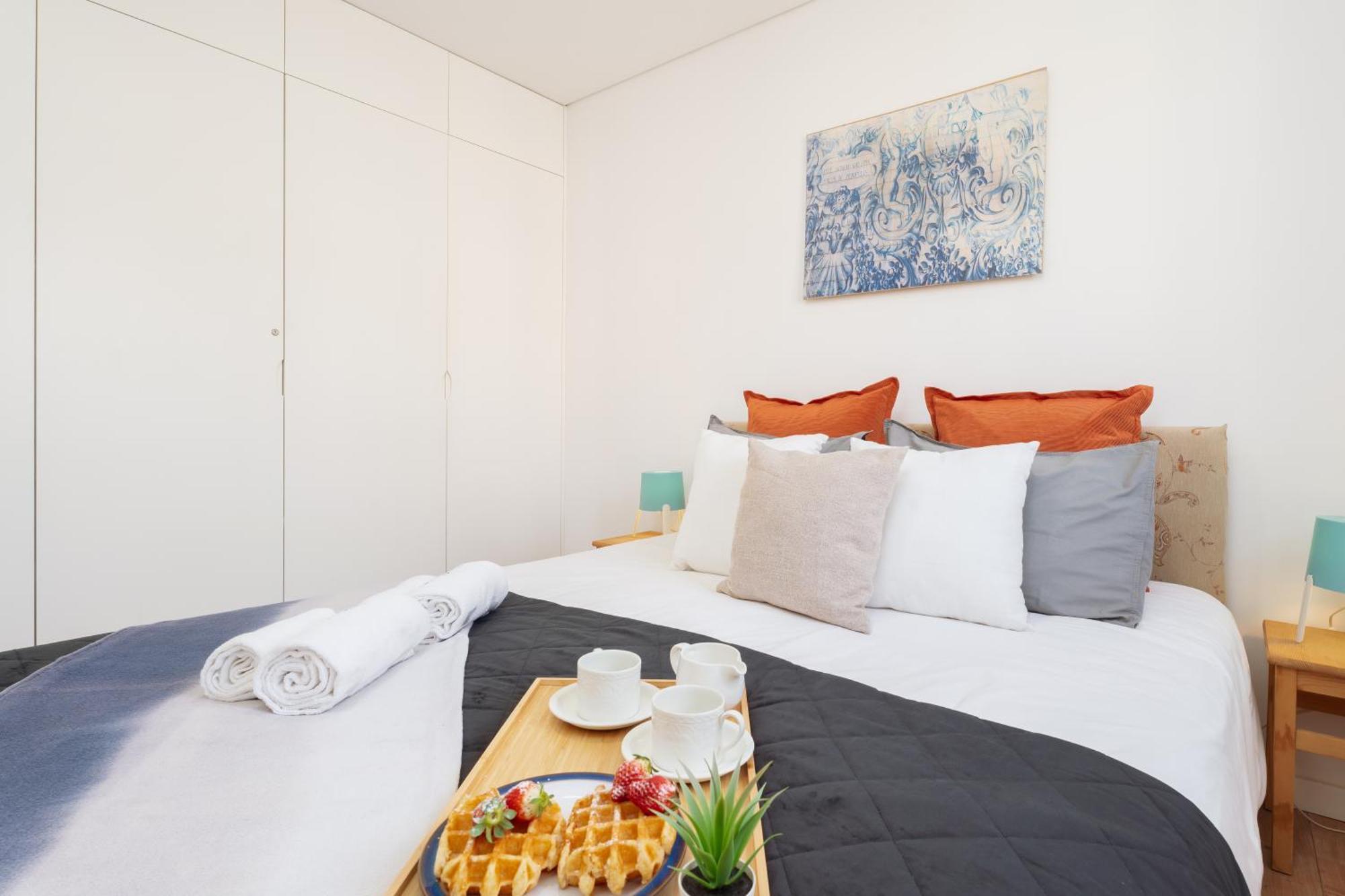 Appartamento Host Wise - Flat W Free Private Parking - Bright & Cozy OOporto Esterno foto