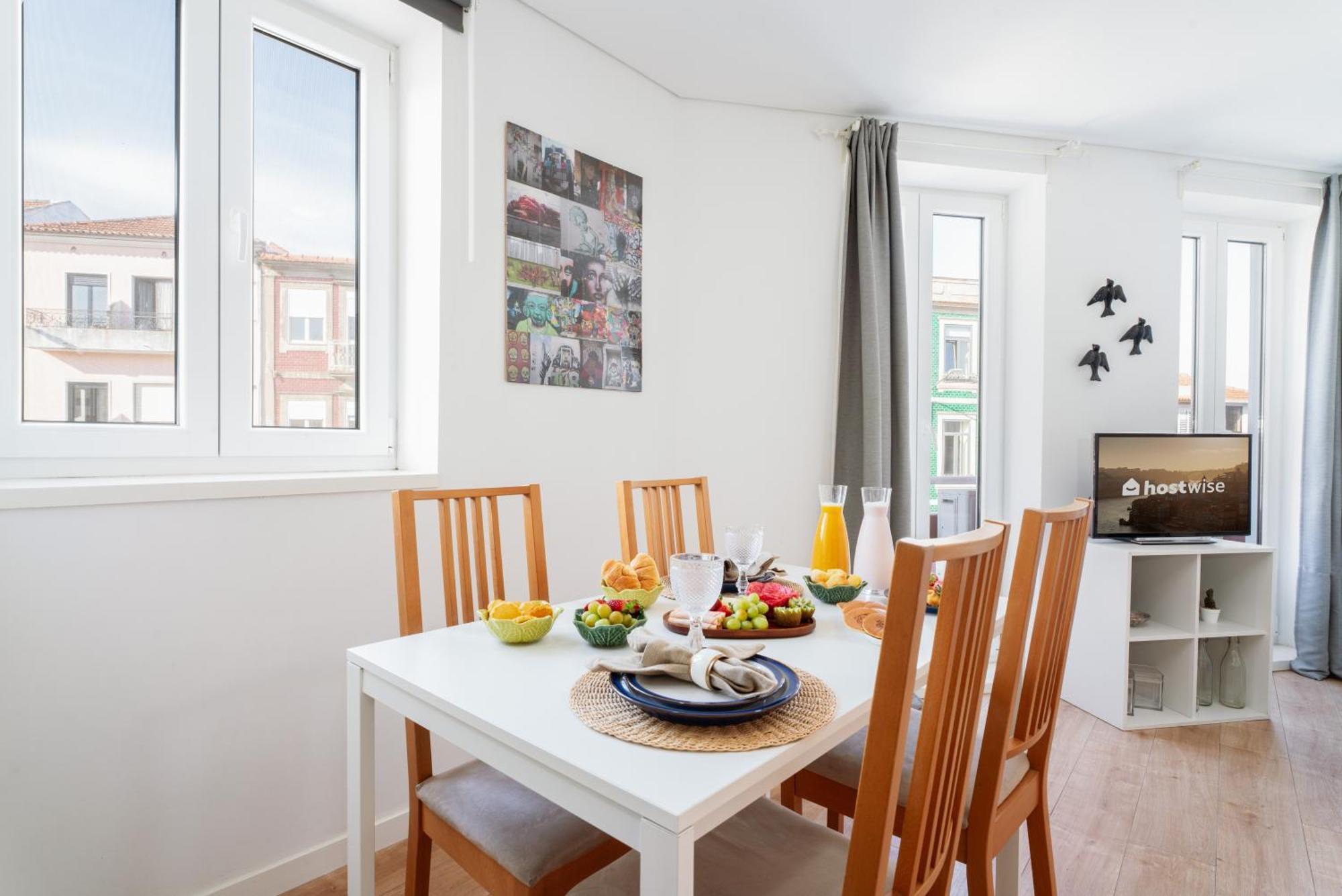 Appartamento Host Wise - Flat W Free Private Parking - Bright & Cozy OOporto Esterno foto
