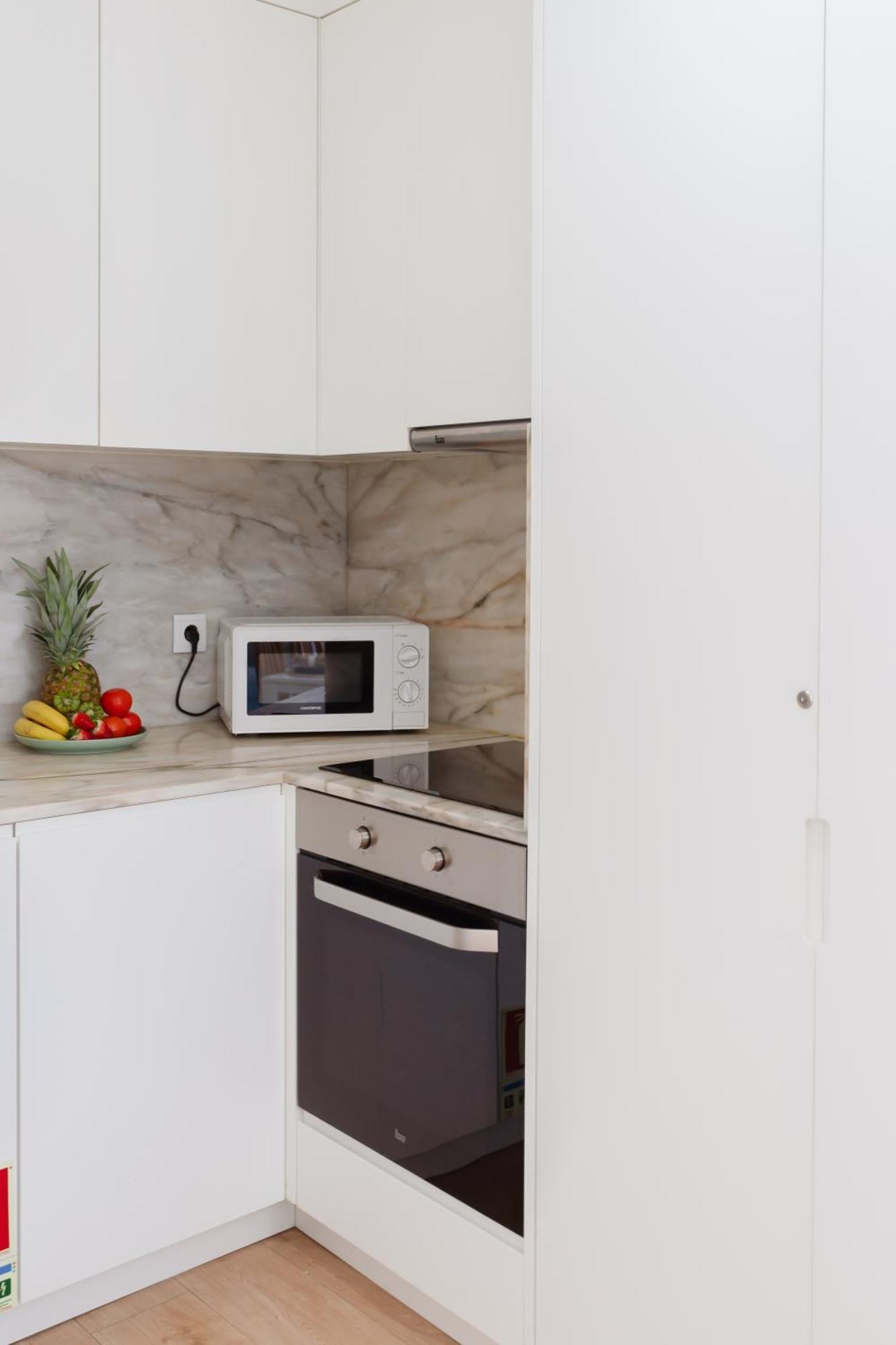 Appartamento Host Wise - Flat W Free Private Parking - Bright & Cozy OOporto Esterno foto