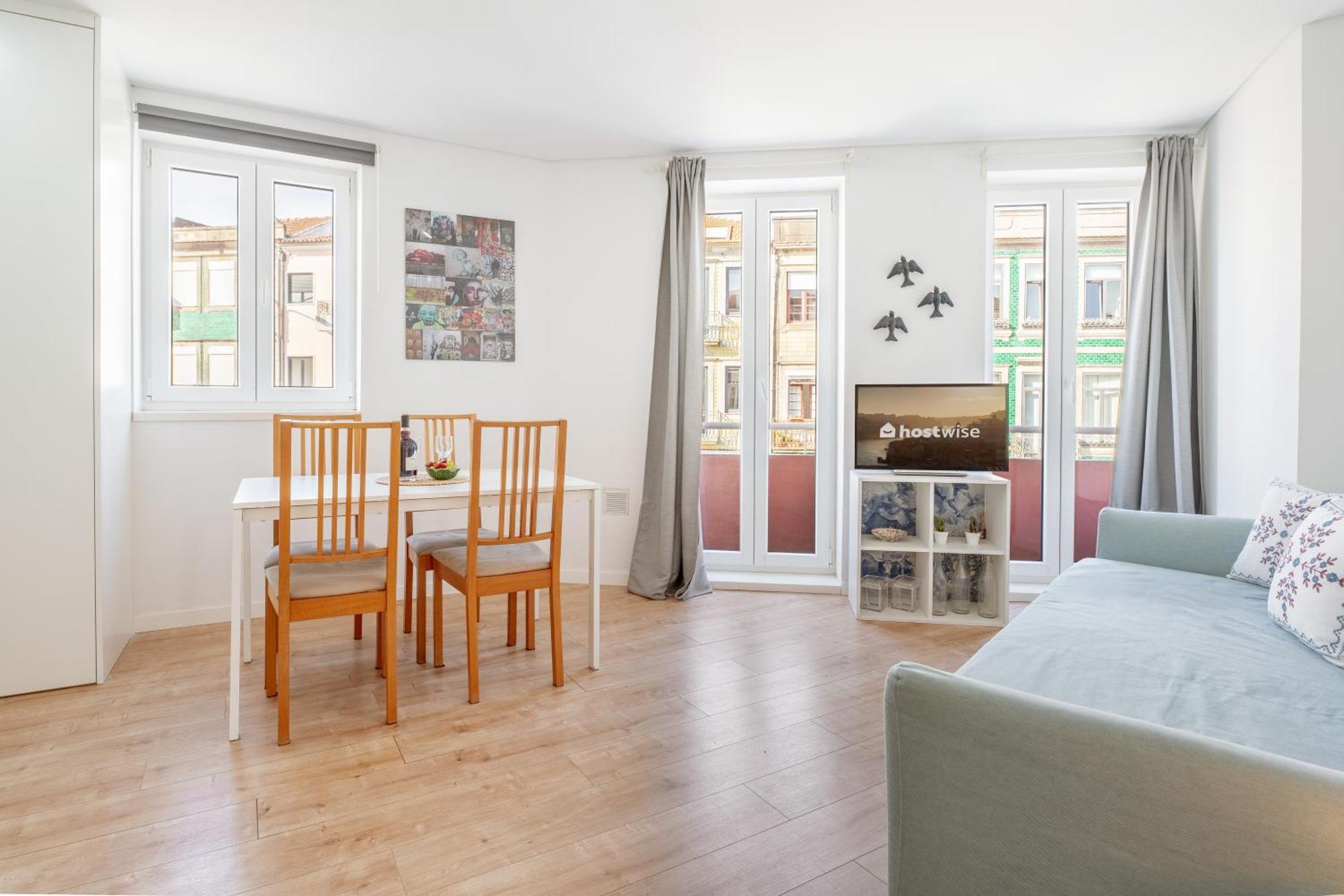 Appartamento Host Wise - Flat W Free Private Parking - Bright & Cozy OOporto Esterno foto